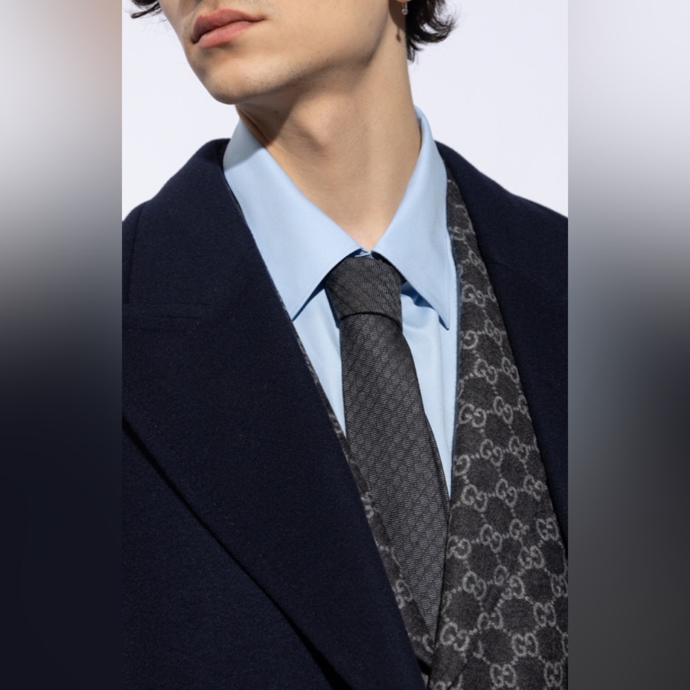 BNWT GUCCI HANDMADE TIE - Picture 9 of 11